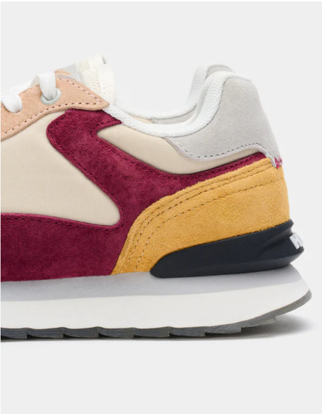 HOFF MONTREAL MAN AND WOMAN|HOFF