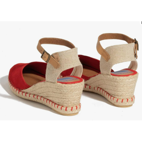 MALENA FUEGO|VEREBENA